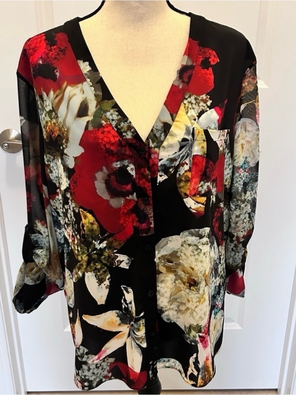 Alice + Olivia Vibrant Floral Button-Up Blouse SZ L